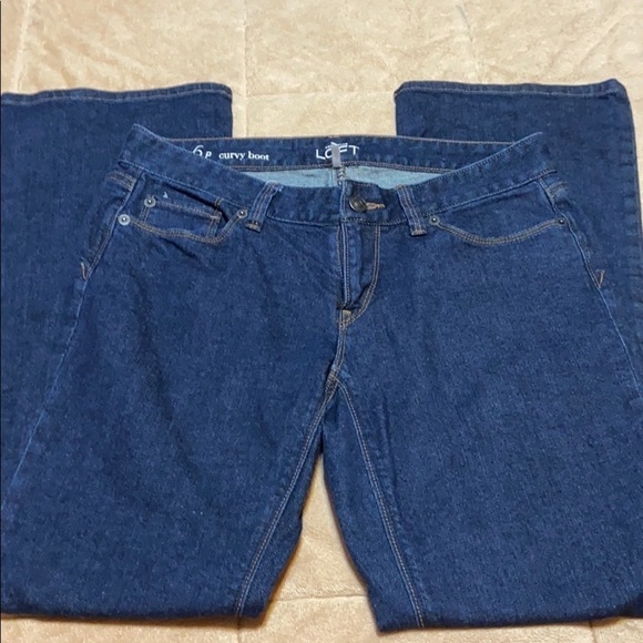 Ann Taylor Loft curvy bootcut Jeans - Picture 3 of 8